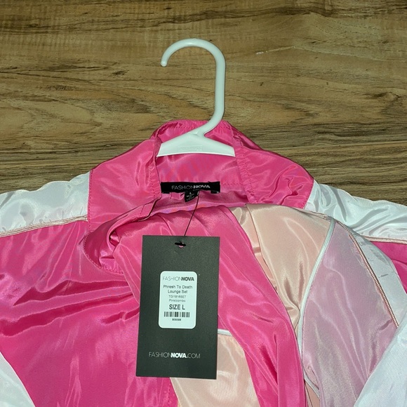 Fashion Nova Lounge Set - Picture 2 of 5